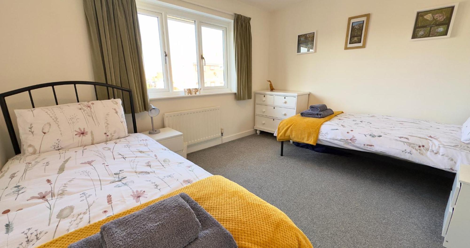 Chalkhill View - Idyllic Sea Views Parking Villa Wyke Regis Bagian luar foto