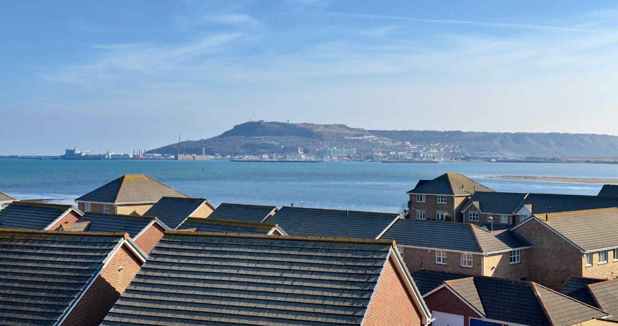 Chalkhill View - Idyllic Sea Views Parking Villa Wyke Regis Bagian luar foto