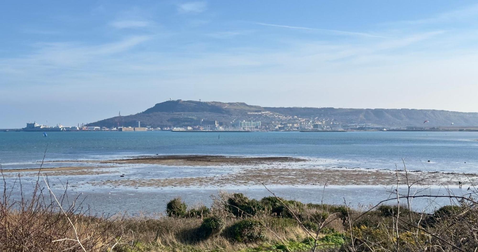 Chalkhill View - Idyllic Sea Views Parking Villa Wyke Regis Bagian luar foto